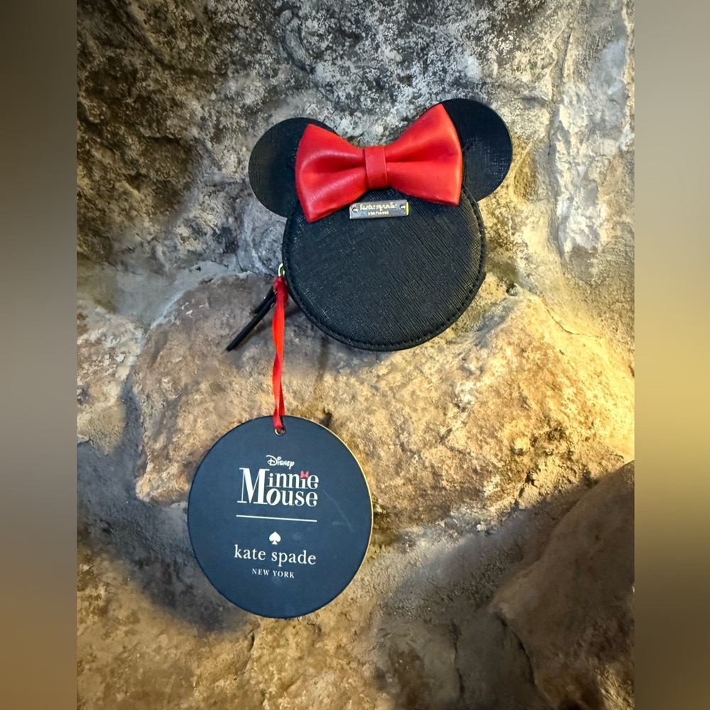 🎁 Disney x Kate Spade New York Minnie Mouse Coin Purse